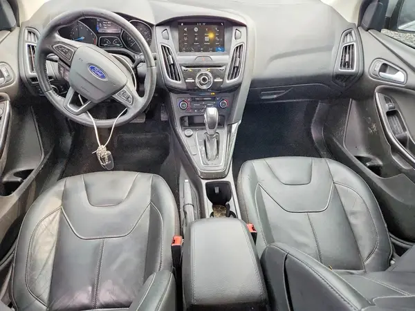 1FADP3J27HL288324 2017 FORD FOCUS - Image 8