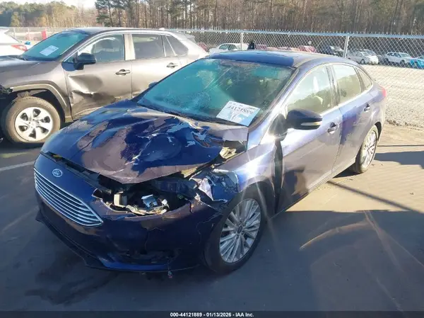 1FADP3J27HL291367 2017 FORD FOCUS - Image 2