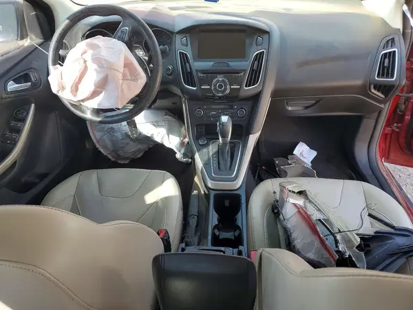 1FADP3J27HL291644 2017 FORD FOCUS - Image 8