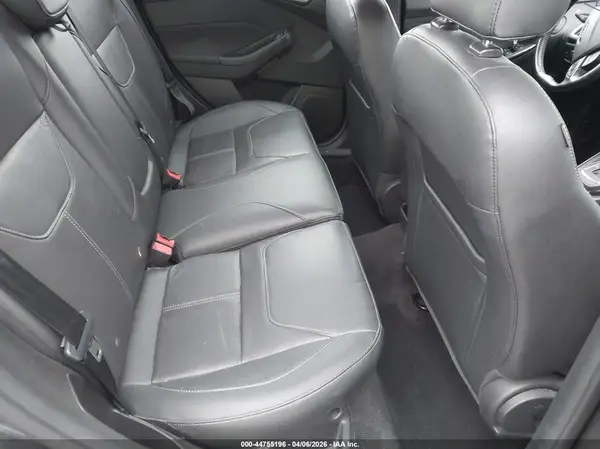 1FADP3J27HL325016 2017 FORD FOCUS - Image 8