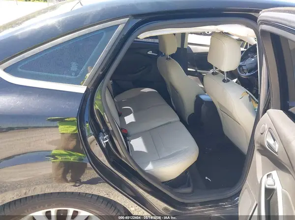 1FADP3J27JL202015 2018 FORD FOCUS - Image 8
