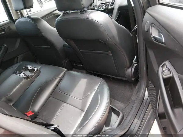 1FADP3J27JL233104 2018 FORD FOCUS - Image 8