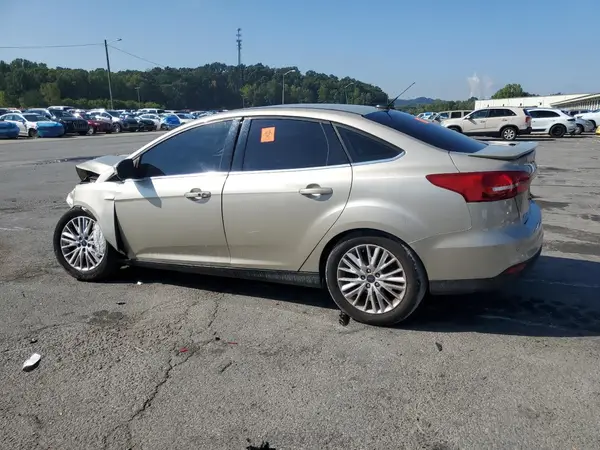 1FADP3J27JL293898 2018 FORD FOCUS - Image 2