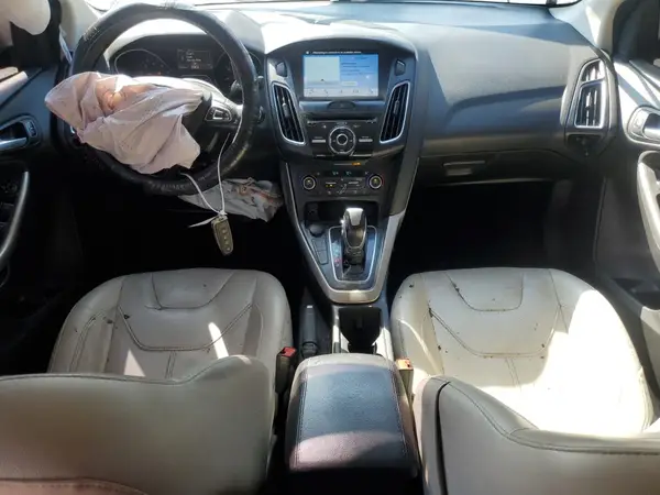 1FADP3J27JL293898 2018 FORD FOCUS - Image 8