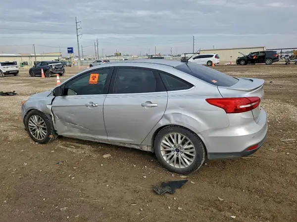 1FADP3J27JL311980 2018 FORD FOCUS - Image 2