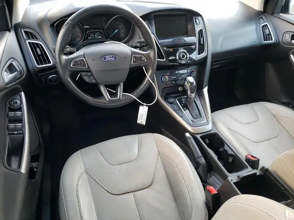 1FADP3J27JL323644 2018 FORD FOCUS - Image 8