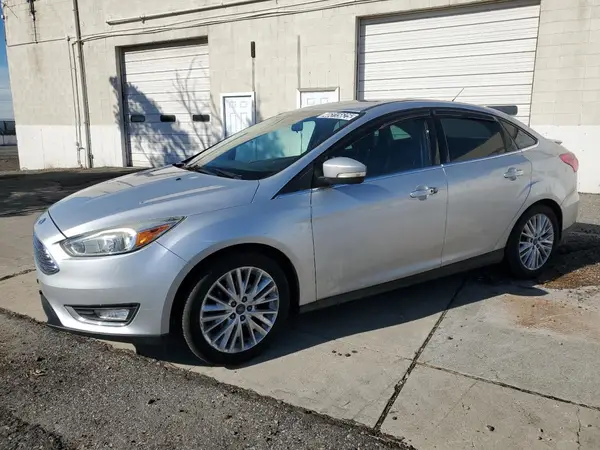 1FADP3J28GL263088 2016 FORD FOCUS - Image 1