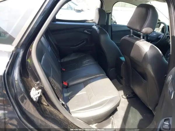1FADP3J28GL393422 2016 FORD FOCUS - Image 8