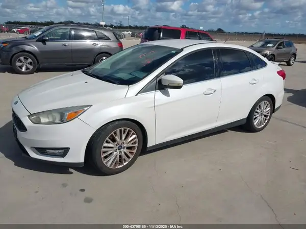 1FADP3J28GL395171 2016 FORD FOCUS - Image 2