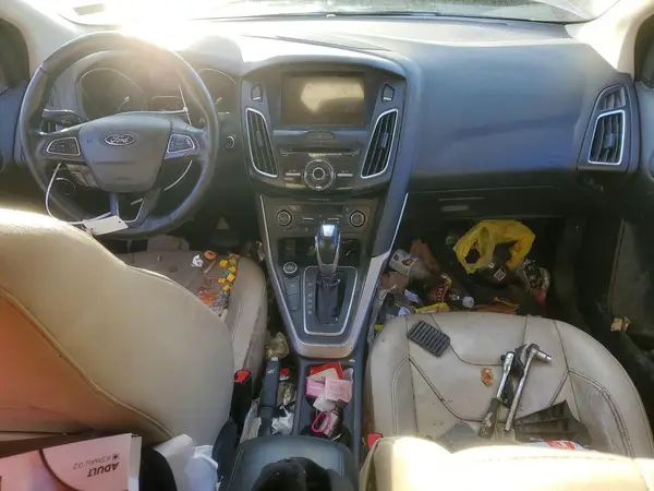 1FADP3J28HL236443 2017 FORD FOCUS - Image 8