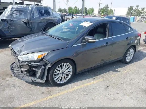 1FADP3J28HL245627 2017 FORD FOCUS - Image 2