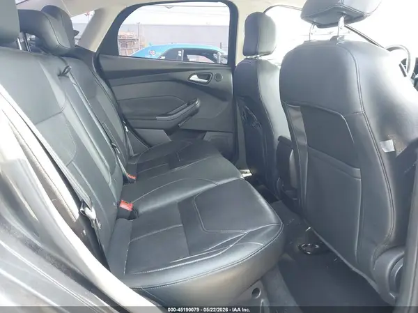 1FADP3J28HL245627 2017 FORD FOCUS - Image 8