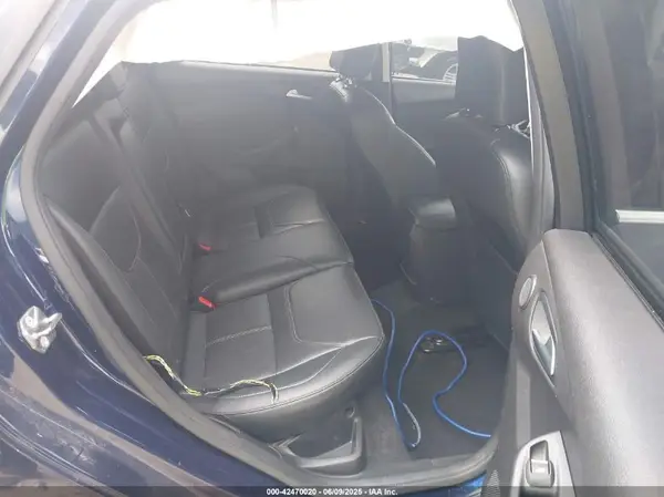 1FADP3J28HL257244 2017 FORD FOCUS - Image 8