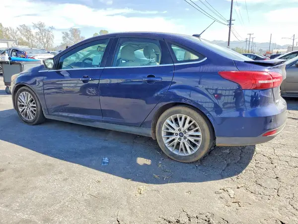 1FADP3J28HL265022 2017 FORD FOCUS - Image 2