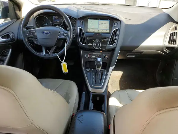 1FADP3J28HL265022 2017 FORD FOCUS - Image 8