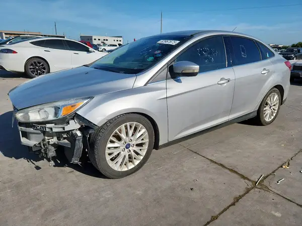 1FADP3J28HL279910 2017 FORD FOCUS - Image 1