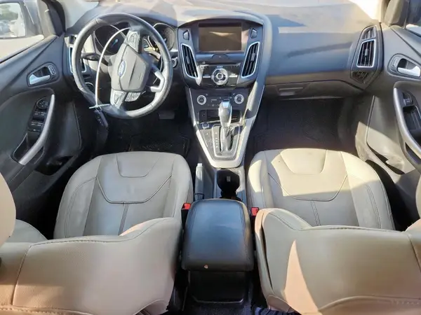 1FADP3J28HL279910 2017 FORD FOCUS - Image 8