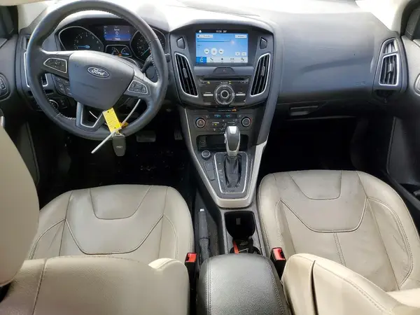 1FADP3J28HL280233 2017 FORD FOCUS - Image 8
