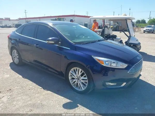 1FADP3J28HL291541 2017 FORD FOCUS - Image 1