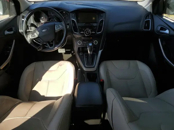 1FADP3J28HL338762 2017 FORD FOCUS - Image 8