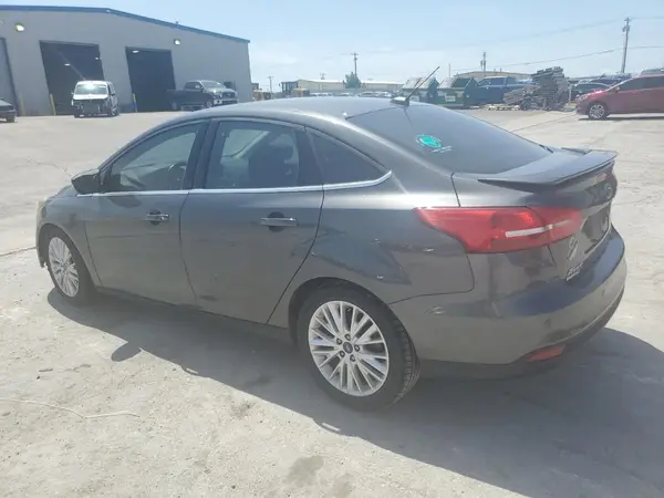 1FADP3J28HL347655 2017 FORD FOCUS - Image 2