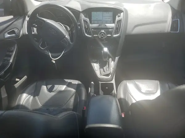 1FADP3J28HL347655 2017 FORD FOCUS - Image 8