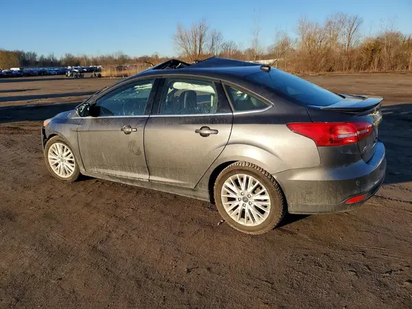 1FADP3J28JL273062 2018 FORD FOCUS - Image 2