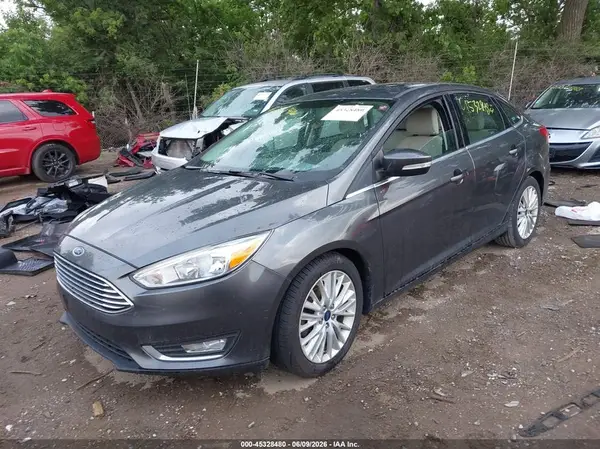 1FADP3J28JL280710 2018 FORD FOCUS - Image 2