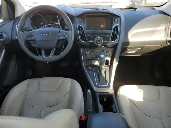 1FADP3J28JL283171 2018 FORD FOCUS - Image 8