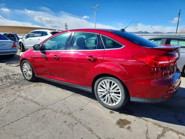 1FADP3J29HL229503 2017 FORD FOCUS - Image 2
