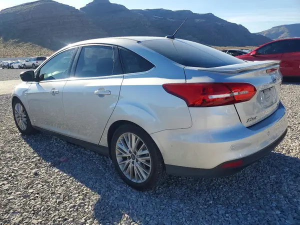 1FADP3J29HL230666 2017 FORD FOCUS - Image 2