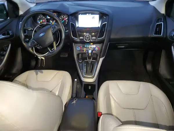 1FADP3J29HL241117 2017 FORD FOCUS - Image 8