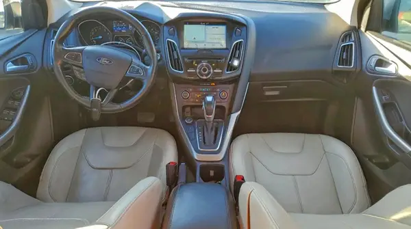 1FADP3J29HL272383 2017 FORD FOCUS - Image 8