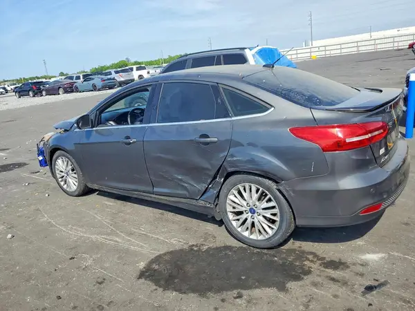 1FADP3J29HL281696 2017 FORD FOCUS - Image 2