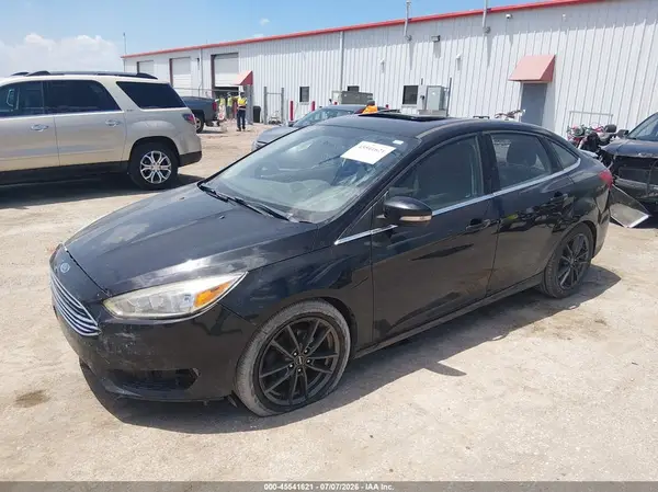 1FADP3J29HL295579 2017 FORD FOCUS - Image 2