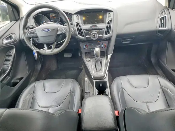 1FADP3J29HL317063 2017 FORD FOCUS - Image 8