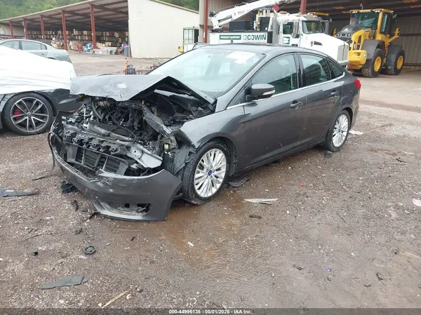 1FADP3J29HL326877 2017 FORD FOCUS - Image 2