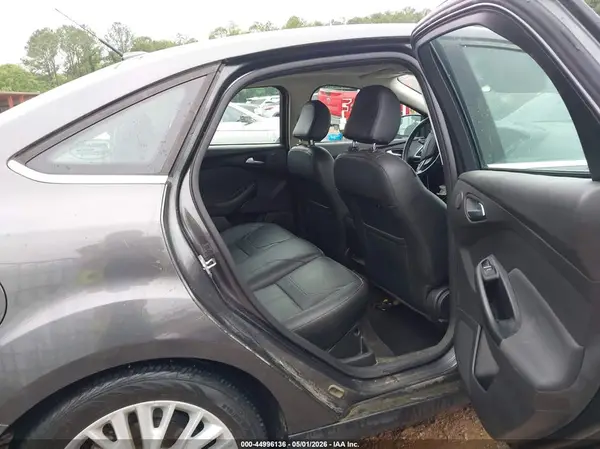 1FADP3J29HL326877 2017 FORD FOCUS - Image 8