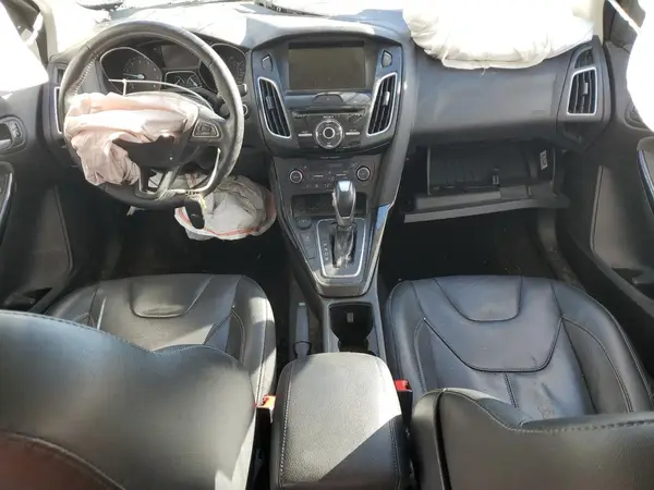 1FADP3J29JL203778 2018 FORD FOCUS - Image 8