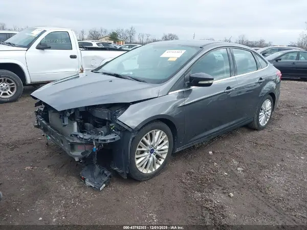 1FADP3J29JL222010 2018 FORD FOCUS - Image 2
