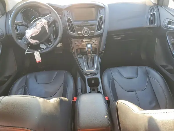 1FADP3J29JL230155 2018 FORD FOCUS - Image 8
