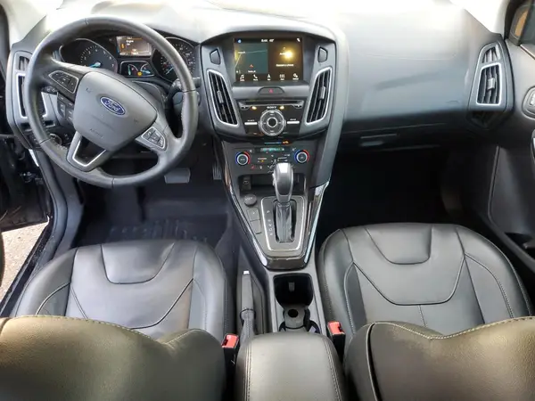 1FADP3J29JL240829 2018 FORD FOCUS - Image 8