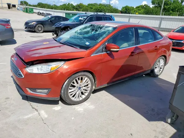 1FADP3J29JL294597 2018 FORD FOCUS - Image 1