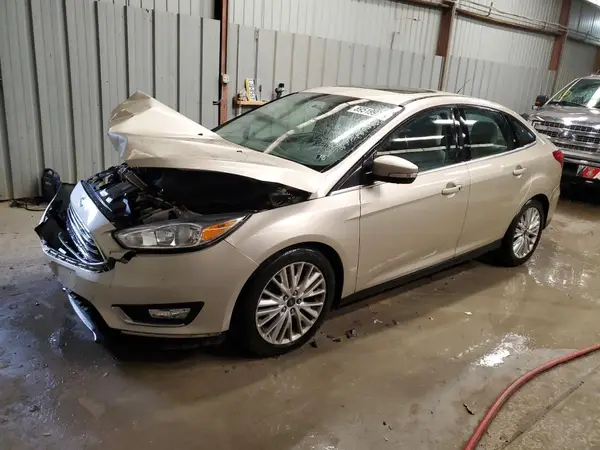 1FADP3J29JL295846 2018 FORD FOCUS - Image 1