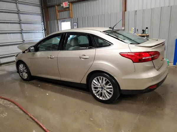 1FADP3J29JL295846 2018 FORD FOCUS - Image 2