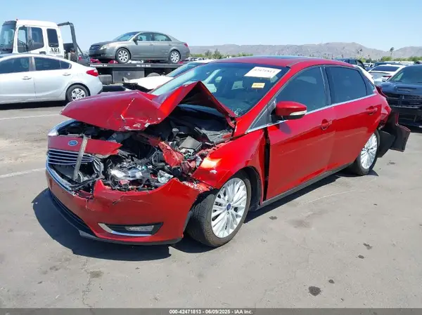 1FADP3J29JL323581 2018 FORD FOCUS - Image 2