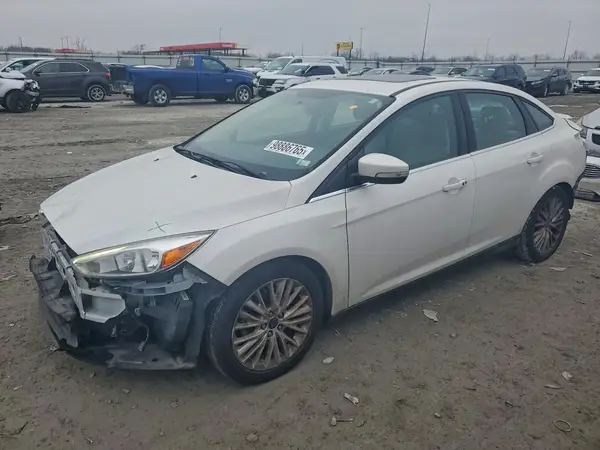 1FADP3J29JL324908 2018 FORD FOCUS - Image 1