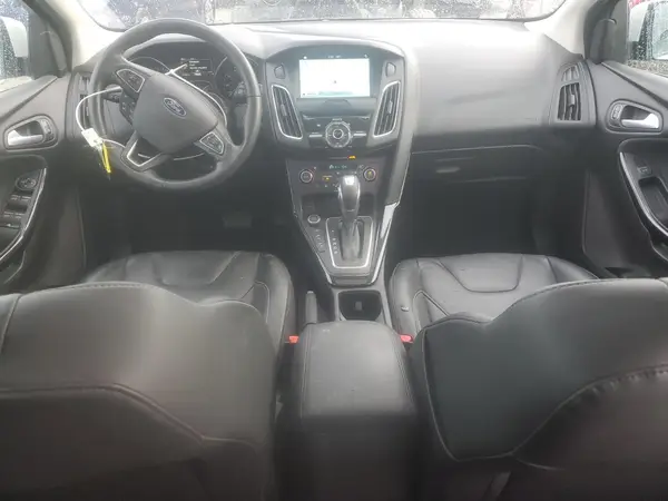 1FADP3J2XHL237335 2017 FORD FOCUS - Image 8