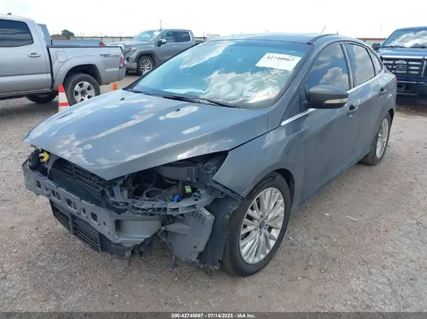1FADP3J2XHL238629 2017 FORD FOCUS - Image 2