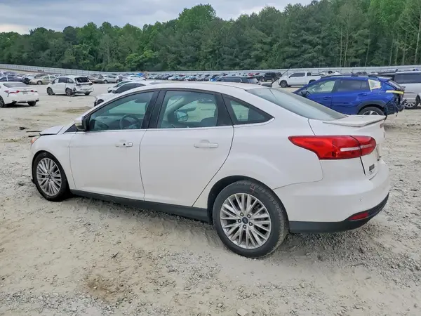 1FADP3J2XHL241322 2017 FORD FOCUS - Image 2